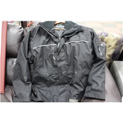 DAKOTA BLACK WINTER COAT SIZE:MEN'S M /LADIES L
