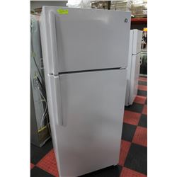 WHITE GE FRIDGE (7 DAY WARRANTY)