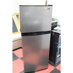 DANBY BLACK AND BRUSH NICKEL APT SIZE FRIDGE