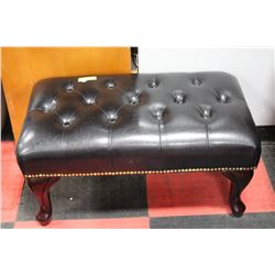 BLACK LEATHER OTTOMAN / BENCH