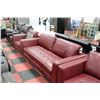Image 3 : RED LEATHERETTE SOFA W 2 CHAIRS