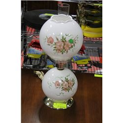 ESTATE VINTAGE FLORAL LAMP