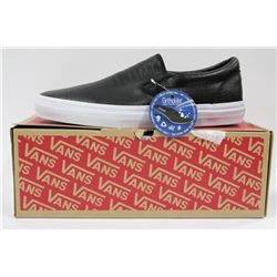 PAIR OF NEW VANS SHOES MENS SIZE 10
