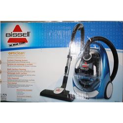 BISSEL CYCLONIC BAGLESS VACUUM