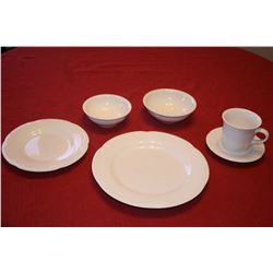 PFALTZGRAFF 76PC. DINNERWARE (WHITE)