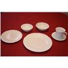 Image 1 : PFALTZGRAFF 76PC. DINNERWARE (WHITE)