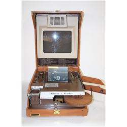 DUKANE FLIP TOP  RECORD PLAYER