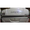 Image 1 : LUXURA X3 II LAYDOWN TANNING BED