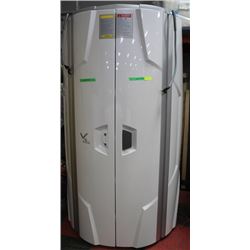 LUXURA V5 42XLC HIGH INTENSITY STAND UP TANNING