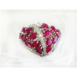 RUBY PEAR,OVAL 5.00CT, 14K W/G RING 7.32GRAM / DIAMOND RD 0.59CT