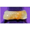 Image 1 : CHINESE WHITE JADE RING WITH ORANGE SKIN