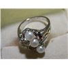 Image 2 : RING - SILVER TONE - NON-FEROUS - PEARL AND CUBIC ACCENTS