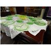 Image 2 : DEPRESSION GLASS - EMERALD GLASS - 32 PC SET