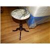 Image 1 : MARBLE AND MAHOGANY ROUND SIDE TABLE