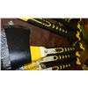 Image 1 : HATCHET - 1 ½ LB - NEW - 2 TONE FIBRE GLASS HANDLE - A006965