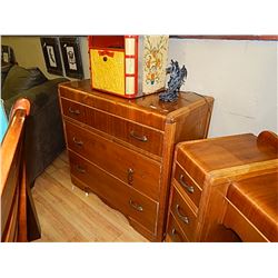 VINTAGE DRESSOR - 3 DRAWER - 1940'S