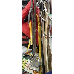 STIRRUPS WITH LEATHER