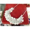 Image 1 : FASHION NECKLACE - WHITE AND CLEAR
