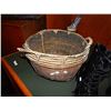 Image 1 : VINTAGE BASKET