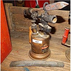COLEMAN COPPER TORCH WITH IRON/LEAD