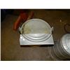Image 1 : CHICKEN PAIL WATERER