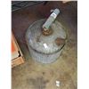 Image 1 : METAL GAS CAN