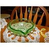 Image 1 : DEPRESSION GLASS - EMERALD GLASS - SINGLE SPOUTED BOWL