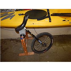 UNICYCLE - INSTRUCTIONS NOT INCLUDED - GOOD LUCK!!!