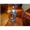 Image 1 : KNIGHT STATUE