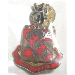 VINTAGE WWII MEDAL PIN BACK BADGE *ON TIME* BOOK VALUE $26.00+!! MEDAL CAME OUT OF ESTATE!!