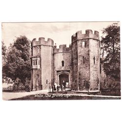 Drawbridge at Bishop's Palace, London, England UK  Early to Mid 1900's