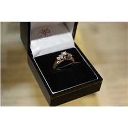 LADIES 14KT YELLOW AND WHITE GOLD DIAMOND SET ENGAGEMENT RING WITH 7 DIAMONDS, APPROX 0.46CARAT