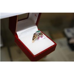 LADIES 10KT GOLD AND 14KT WHITE GOLD EMERALD AND DIAMOND SET DRESS RING WITH 12 DIAMONDS, APPROX