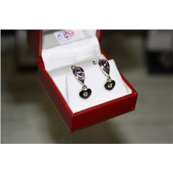 10KT WHITE GOLD AMETHYST AND DIAMOND SET DANGLING EARRINGS WITH A TOTAL OF 2 AMETHYSTS AND 2