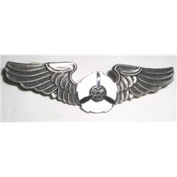 VINTAGE MILITARY PILOT BADGE *EXTREMELY RARE* WITH WHITE & BLUE ENAMEL PROPELLER!! BADGE CAME OUT OF
