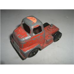 VINTAGE TOY TRUCK STAMPED *TOOTSIETOY USA CHICAGO 24*!! TOY CAME OUT OF ESTATE!!