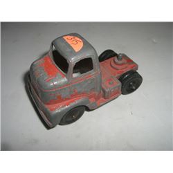 VINTAGE TOY TRUCK STAMPED *TOOTSIE TOYS USA CHICAGO 24*!! TOY CAME OUT OF ESTATE!!