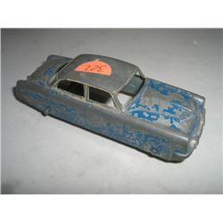 VINTAGE TOY CAR STAMPED *TOOTSIETOY MADE IN USA*!! TOY CAME OUT OF ESTATE!!