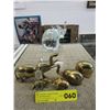 Image 1 : 6 Elephant figurines - Brass or glass