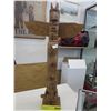 Image 1 : Hand carved cedar totem - 20"