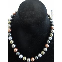 Shell Pearl necklace - Hand-tied with bolt clasp