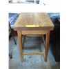 Image 1 : Vintage wood stool