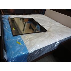 NEW - King Size Kingsdown Gel Foam Mattress