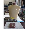 Image 1 : Male mannequin torso form on stand