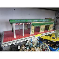Tin toy freight terminal