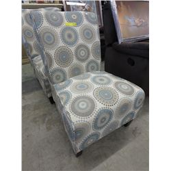 NEW - Upholstered Slipper cCair