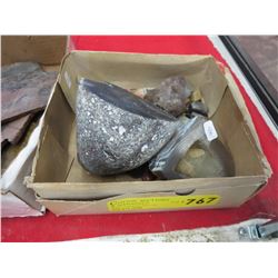 Geodes & tumbled stones - approx. 7lbs