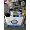 Image 1 : Skid of assorted store returns & electronics