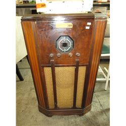 Vintage floor standing radio