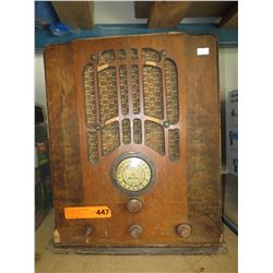 Vintage Sparton table top radio